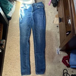 Blue skinny jeans